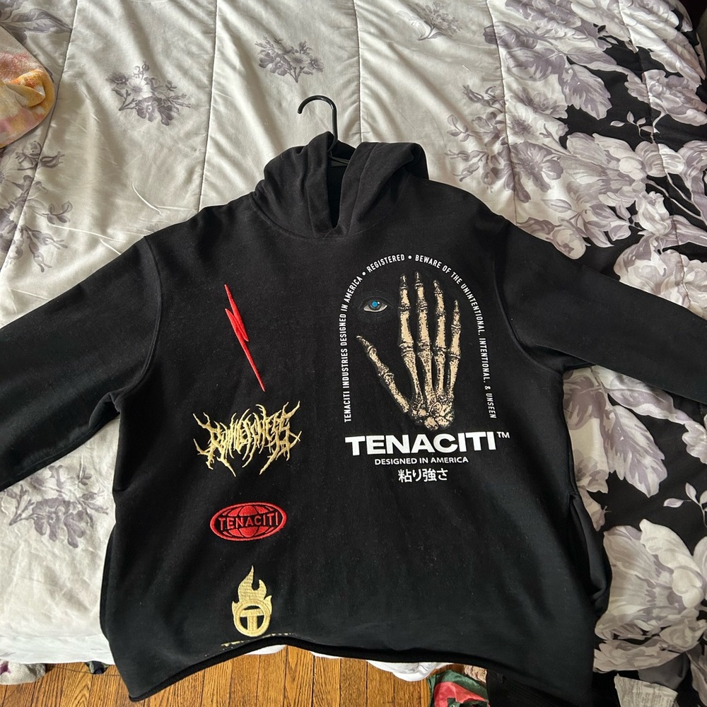 Black ‘Tenaciti’ Skull Eyed Cropped Hoodie